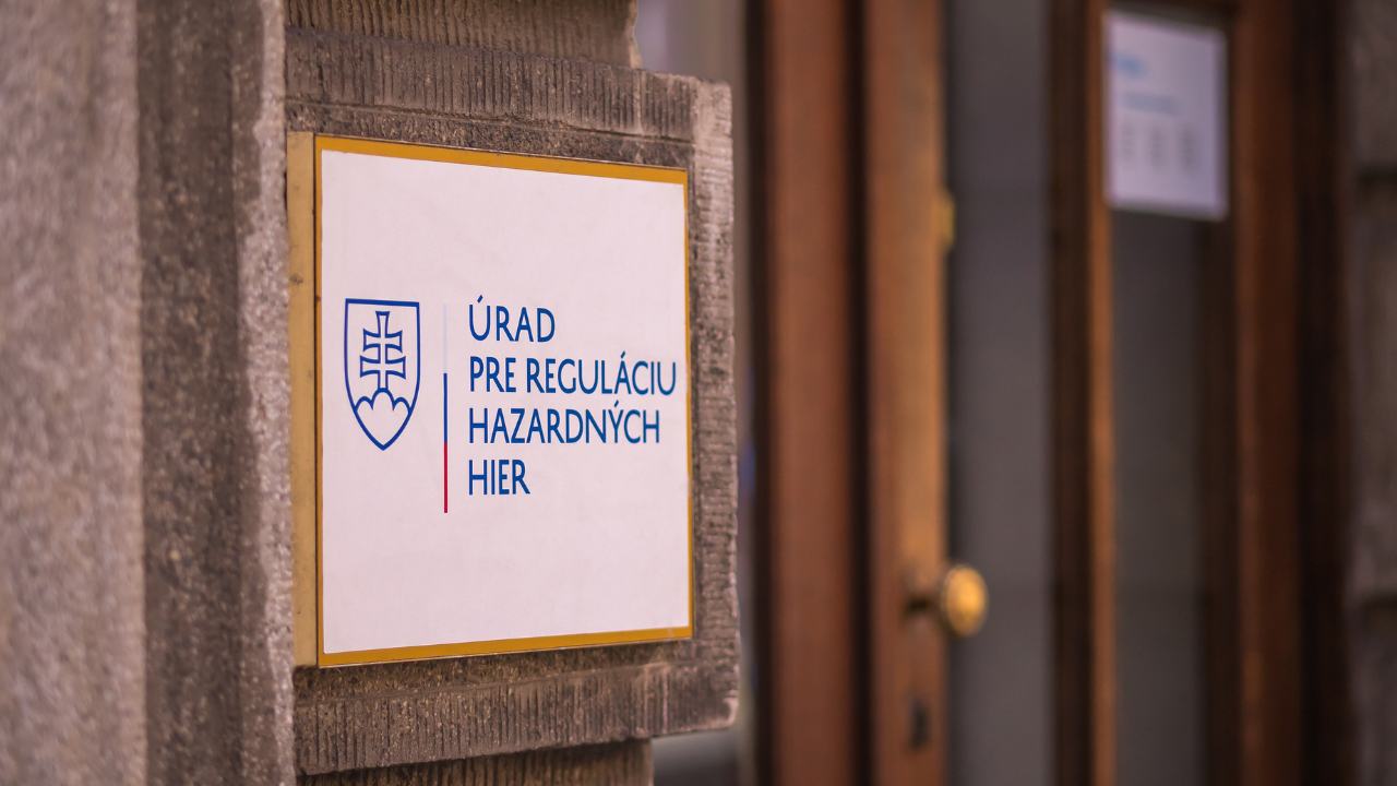 Úrad pre reguláciu hazardných hier povedie Martin Bohoš